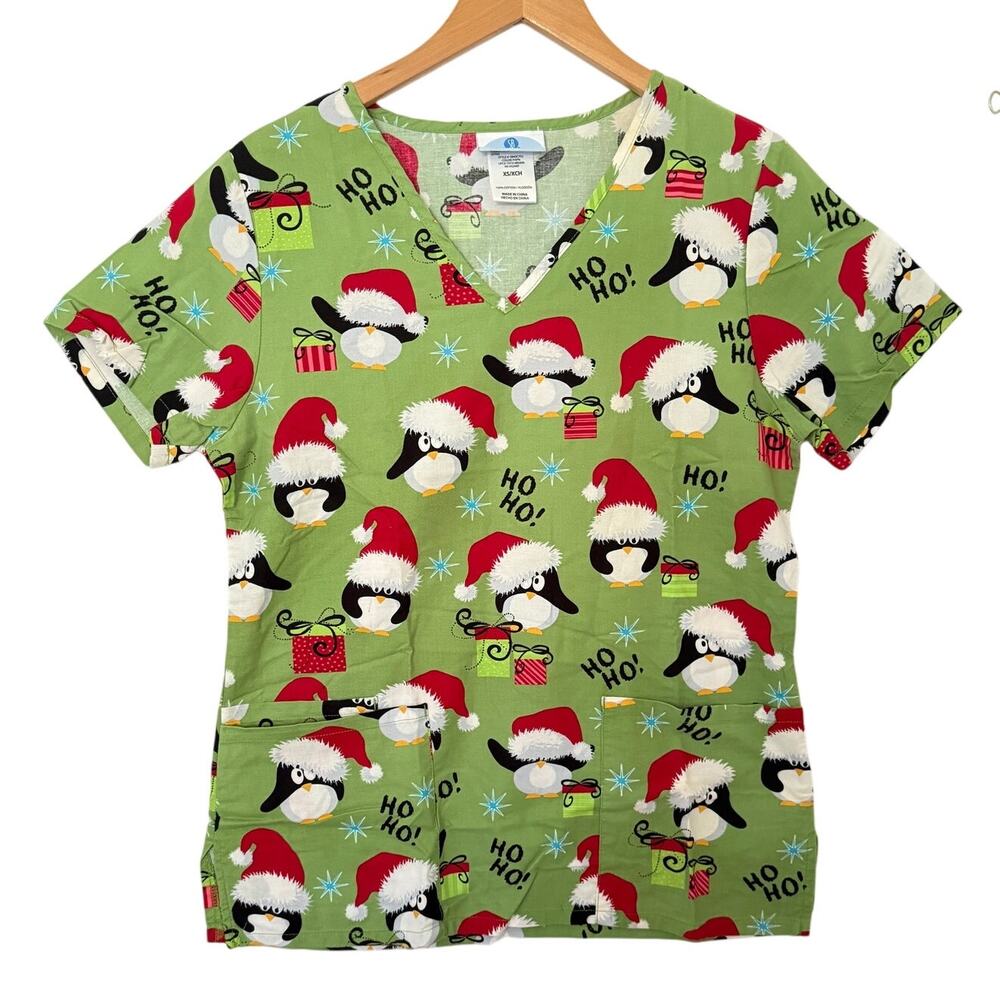 SB Scrub Christmas Penguins‎ Scrub Top Size XS Holiday Festive Work Style